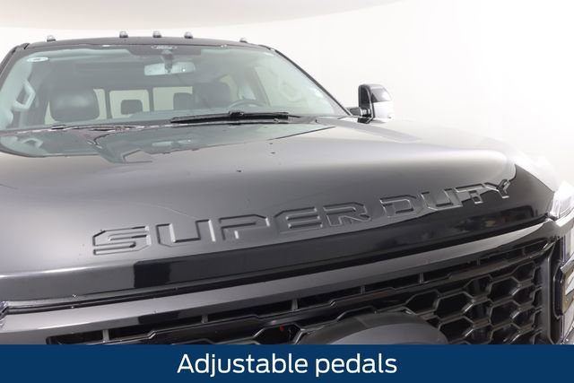 New 2026 Ford F350 Lariat w/ Black Appearance Package image 82