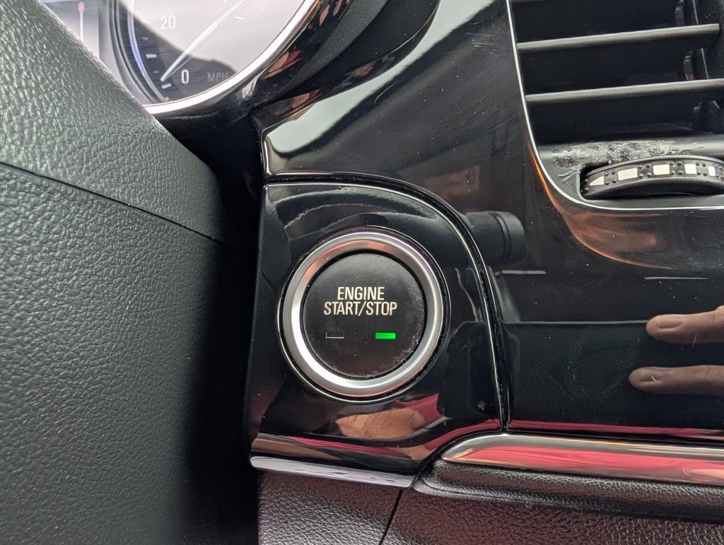Used 2020 Buick Encore Preferred FWD image 6