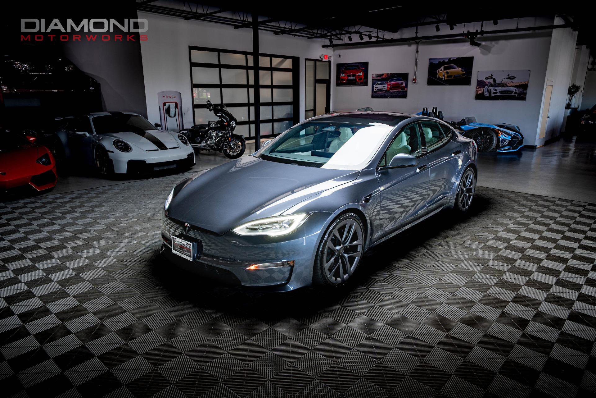 Used 2022 Tesla Model S Plaid AWD/4WD image 3