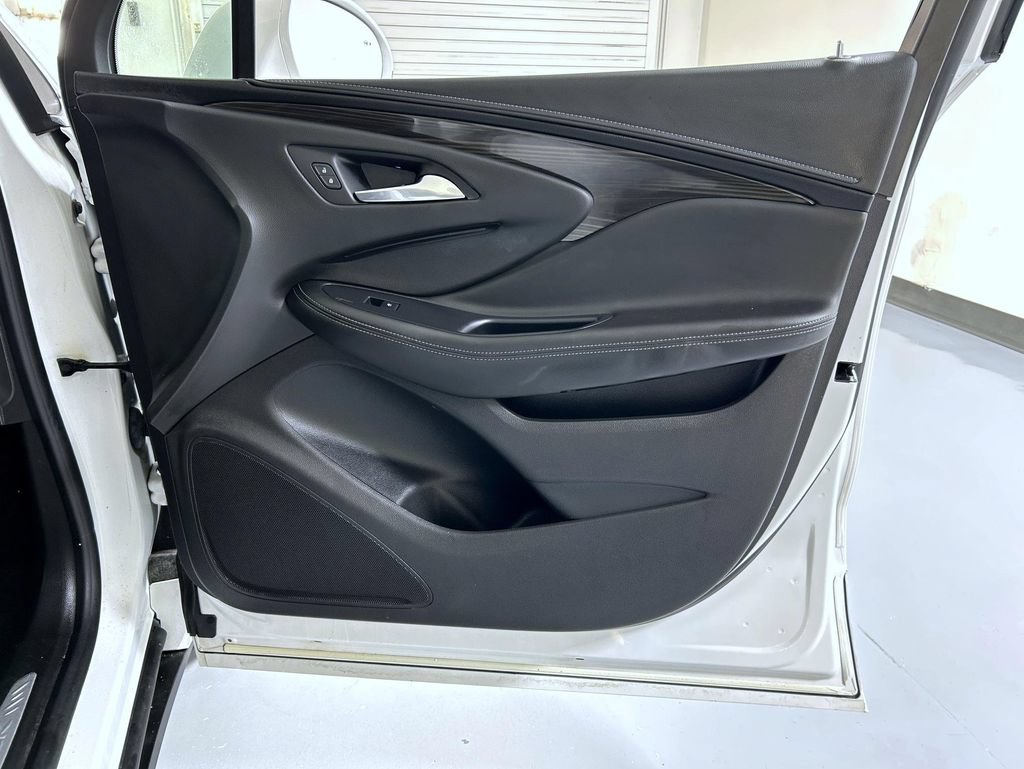 Certified 2020 Buick Envision Essence AWD/4WD image 17