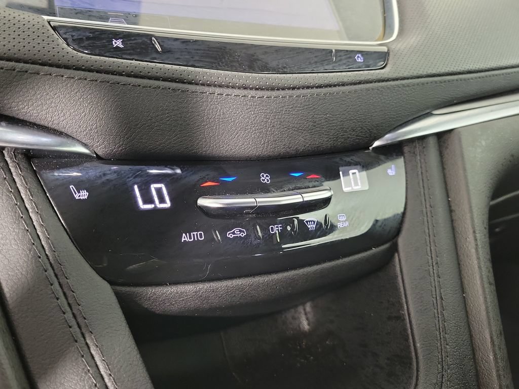 Certified 2024 Cadillac XT5 Luxury FWD image 28