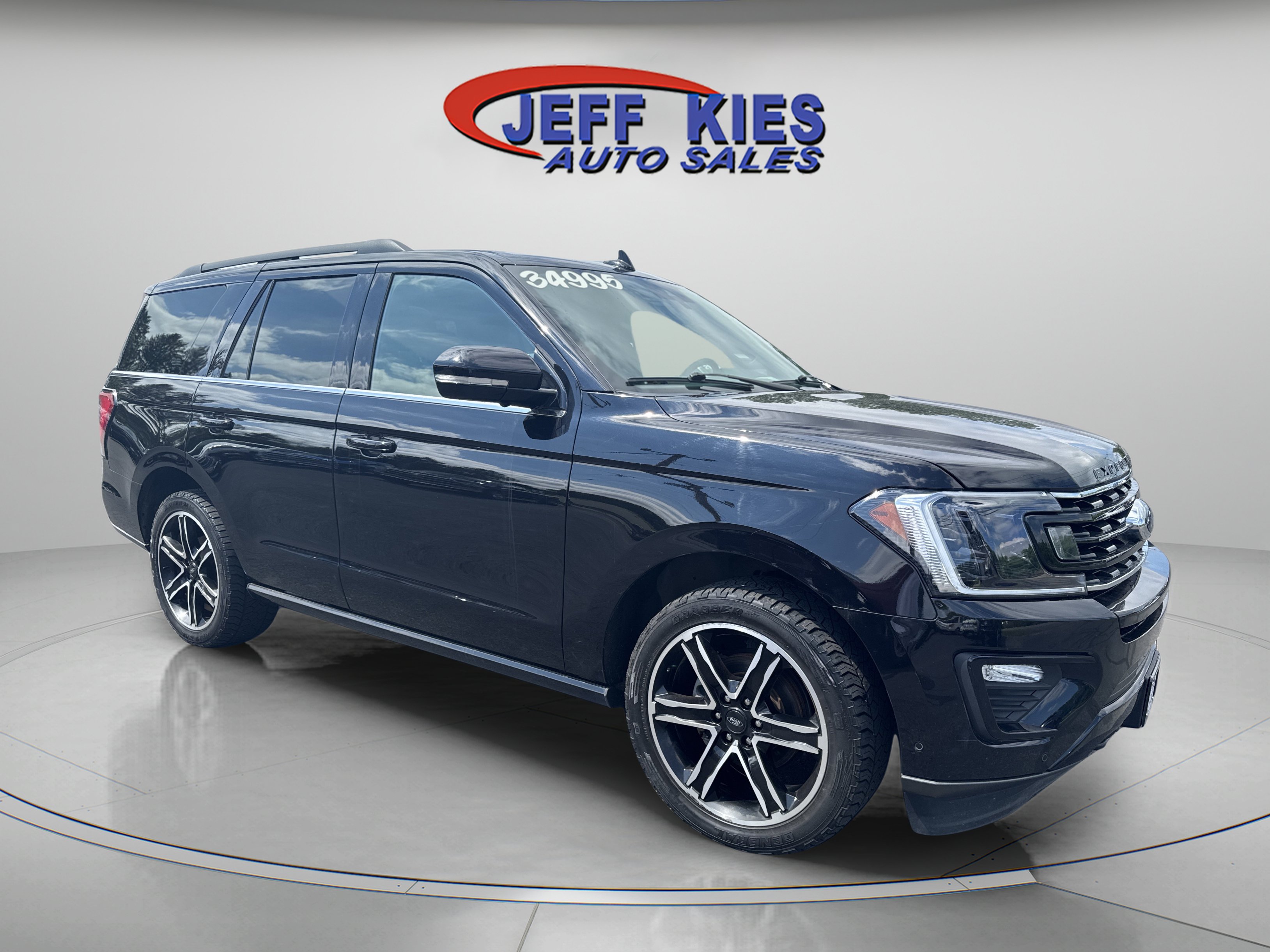 Used 2021 Ford Expedition Limited AWD/4WD image 6