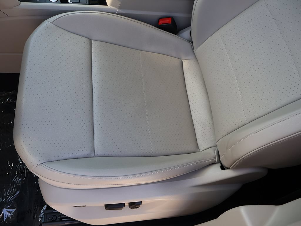 Used 2022 Volkswagen Atlas SE w/ Panoramic Sunroof Package FWD image 32