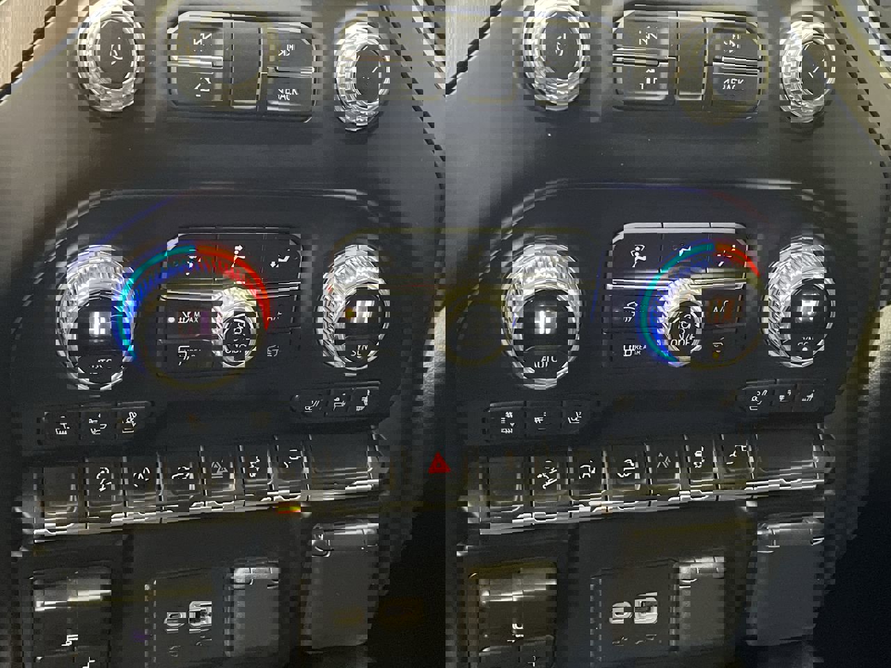 Used 2020 GMC Sierra 1500 AT4 w/ AT4 Preferred Package image 22