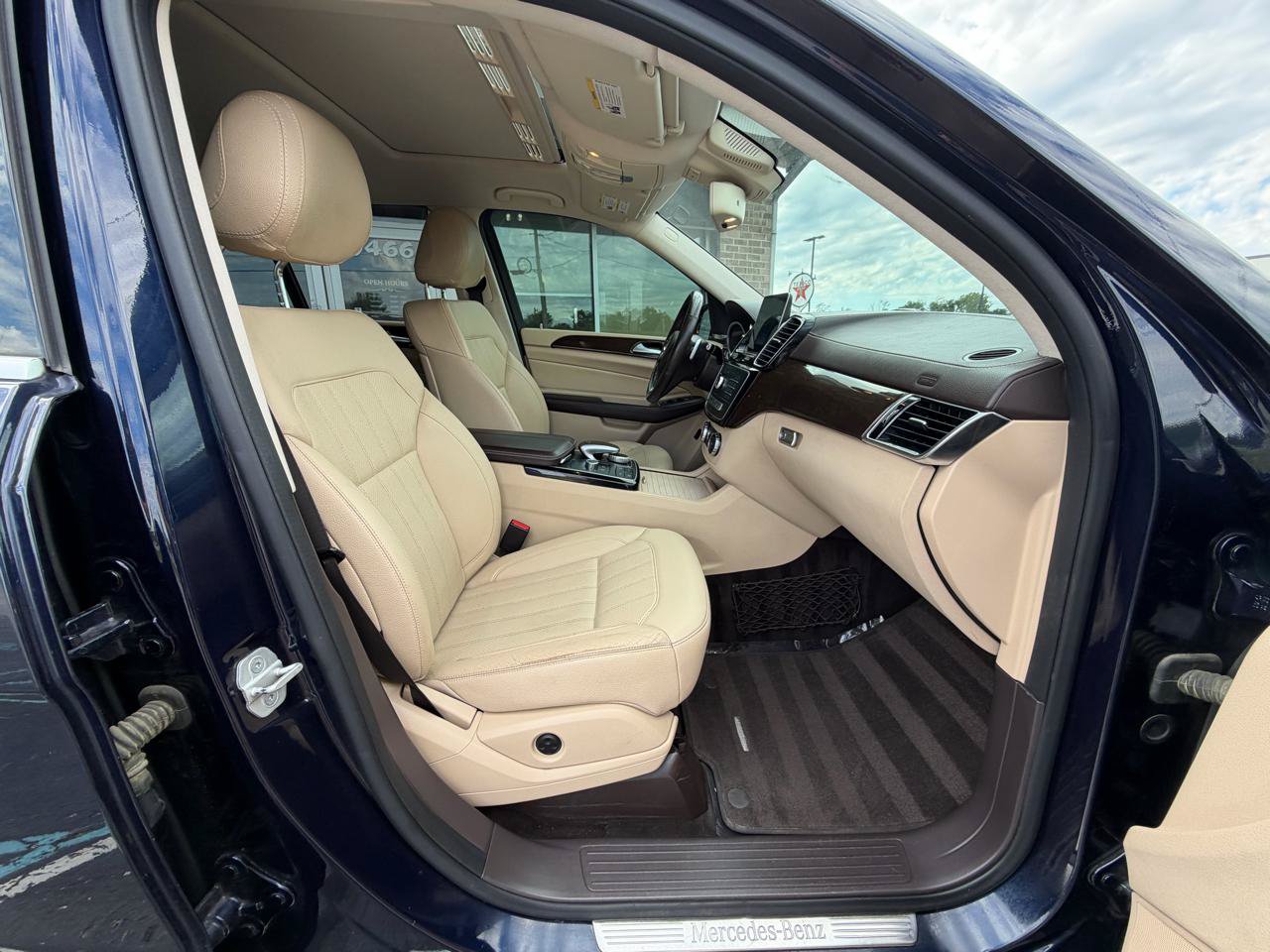 Used 2017 Mercedes-Benz GLS 450 4MATIC w/ Premium Package image 35