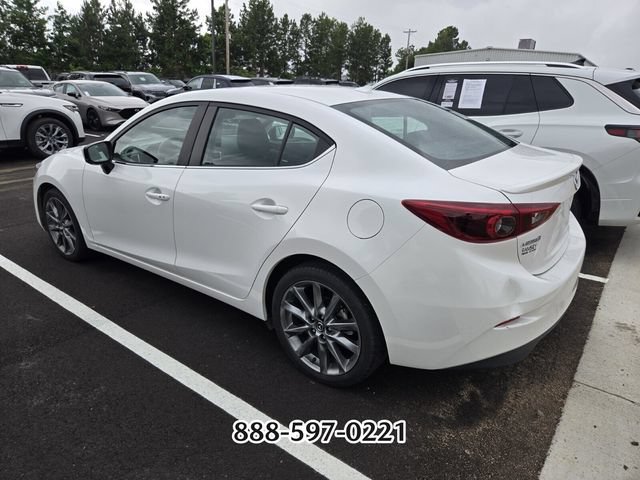 Used 2018 MAZDA MAZDA3 Grand Touring w/ Premium Equipment Package FWD image 5