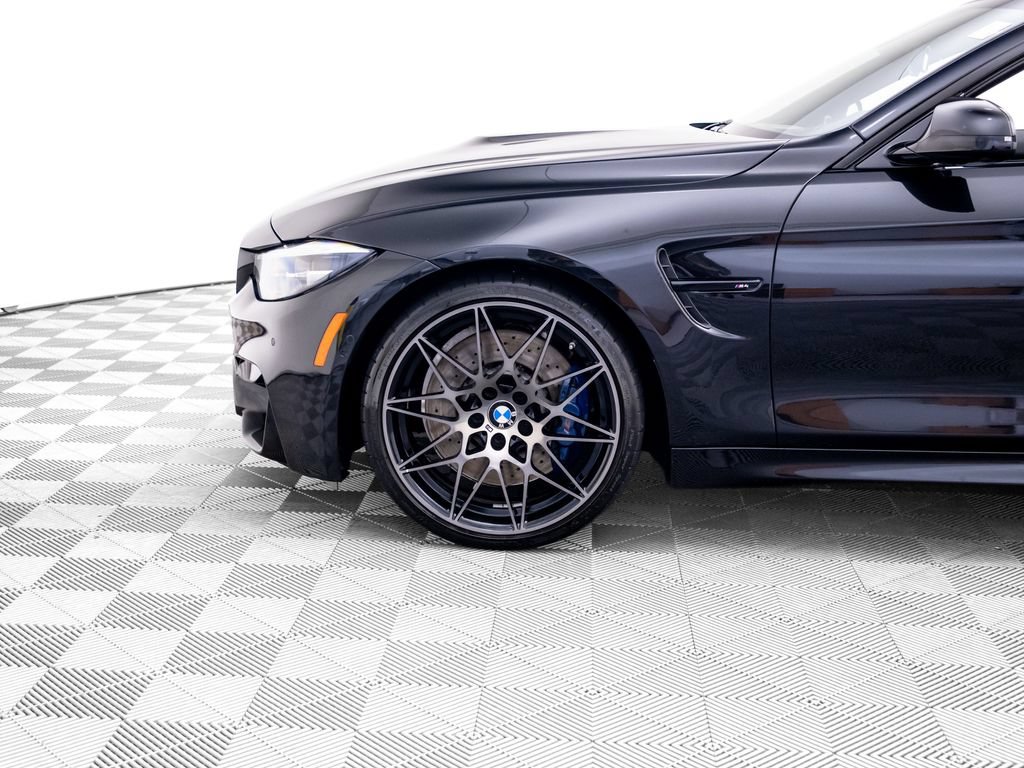 Used 2018 BMW M4 Convertible RWD image 39