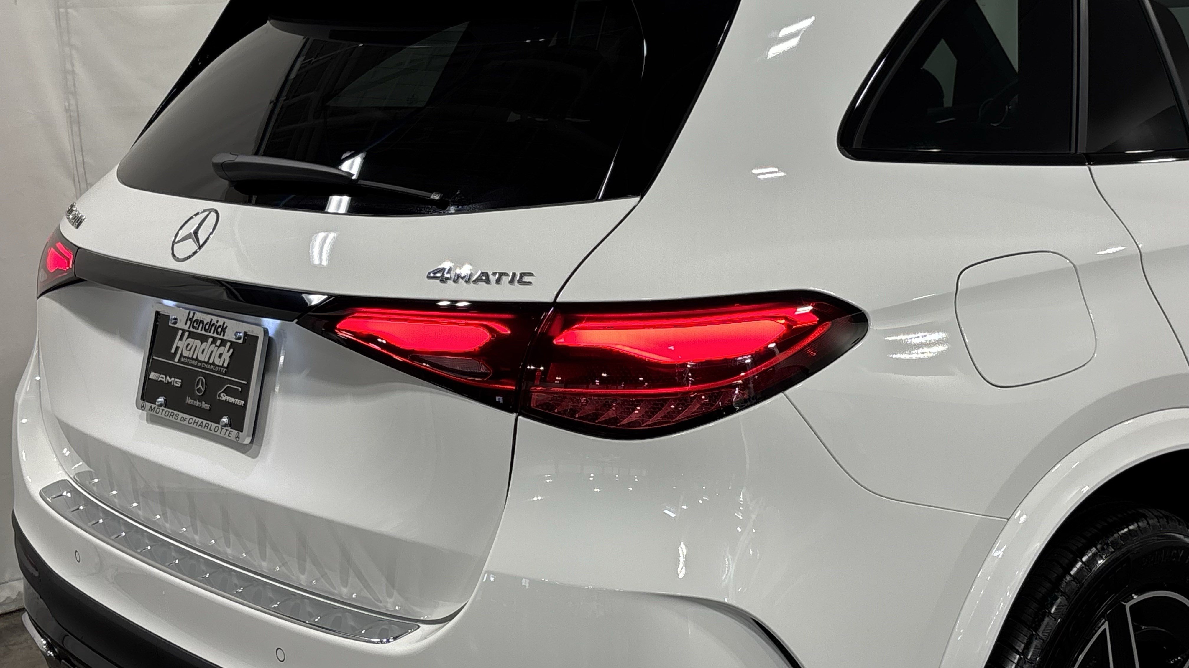 New 2026 Mercedes-Benz GLC 300 4MATIC image 9