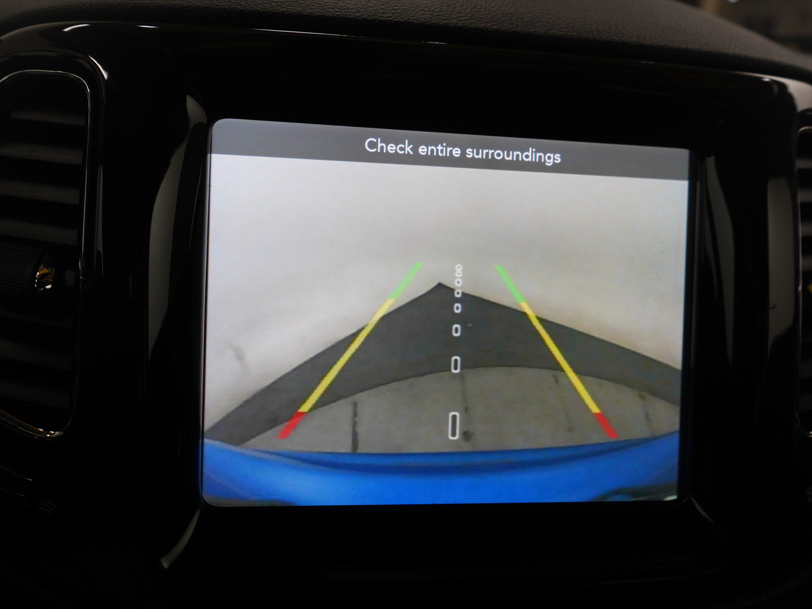 Used 2020 Jeep Compass Limited image 29