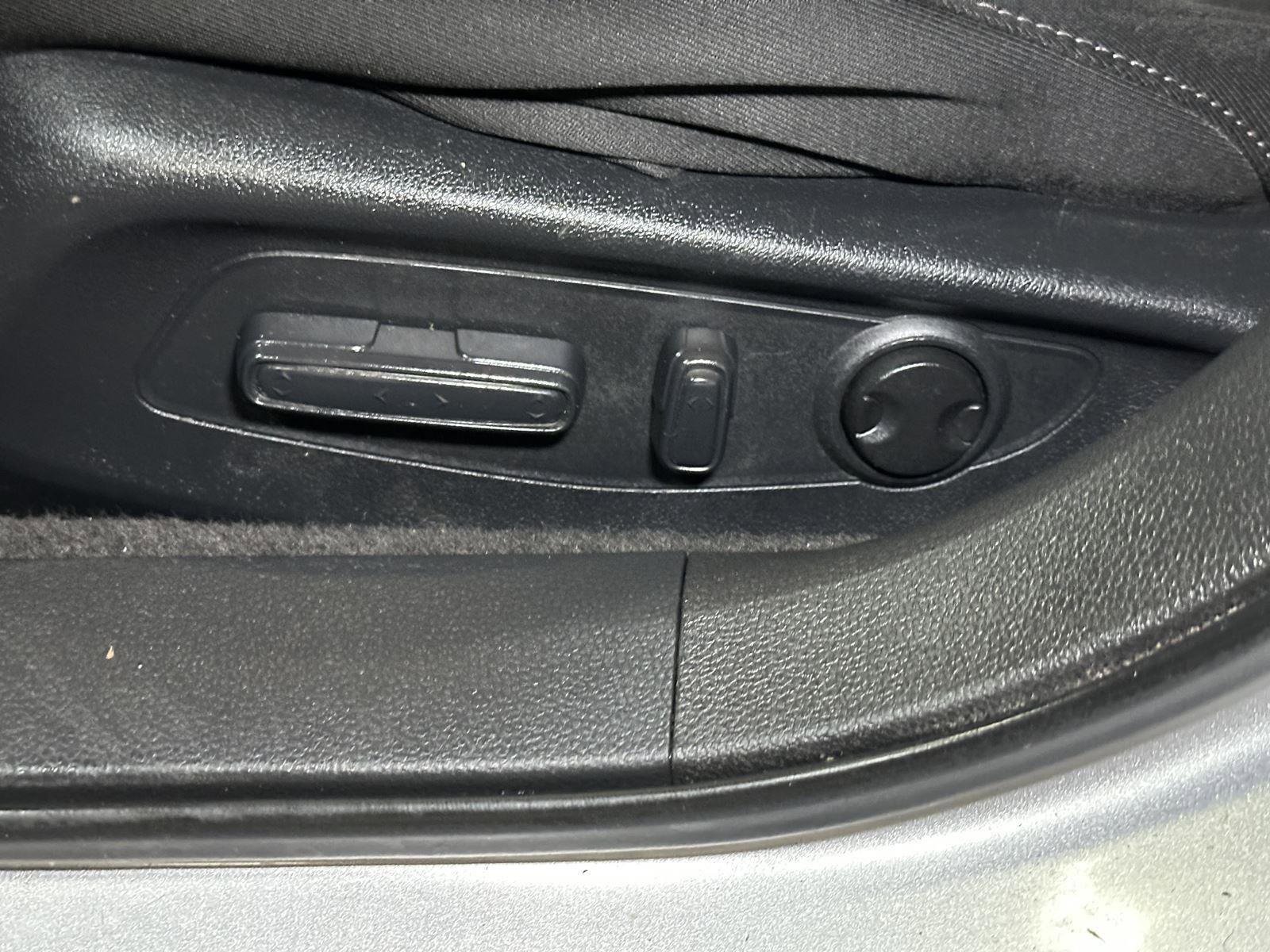 Used 2024 Honda Accord EX image 23