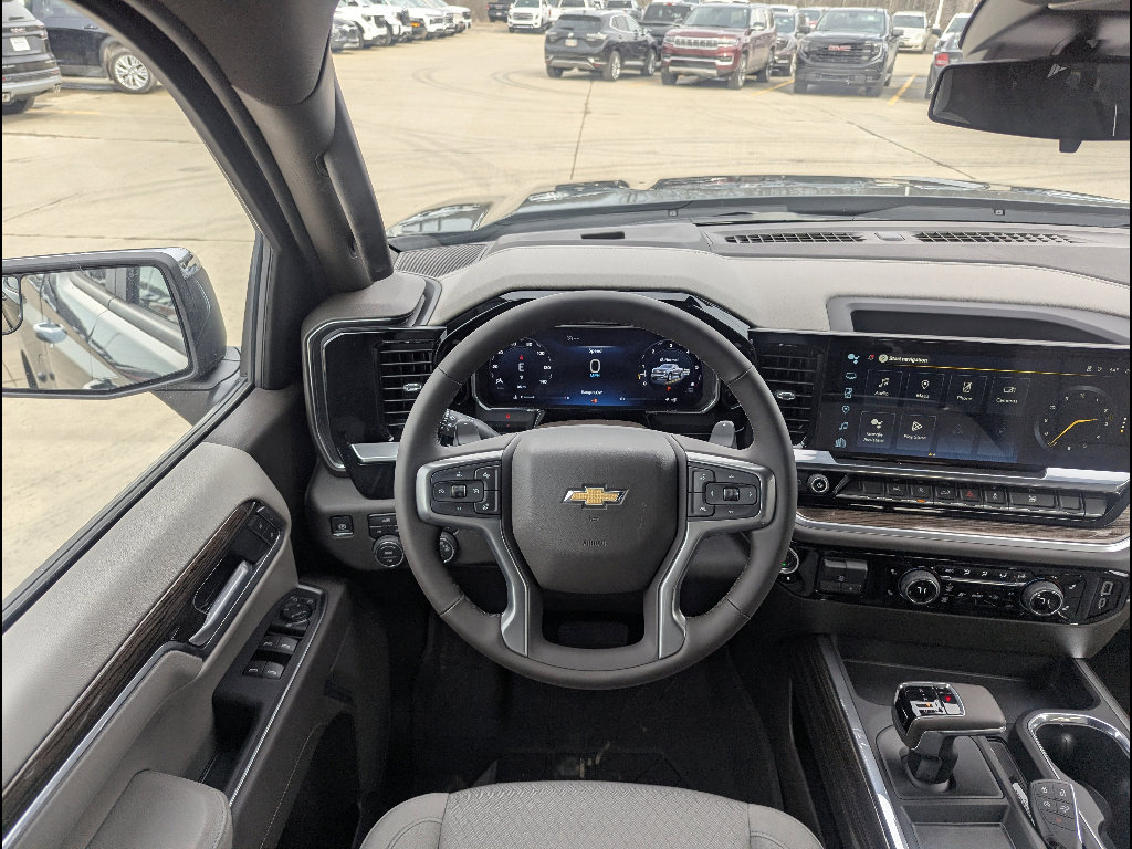 New 2026 Chevrolet Silverado 1500 LT w/ All Star Edition Plus image 3