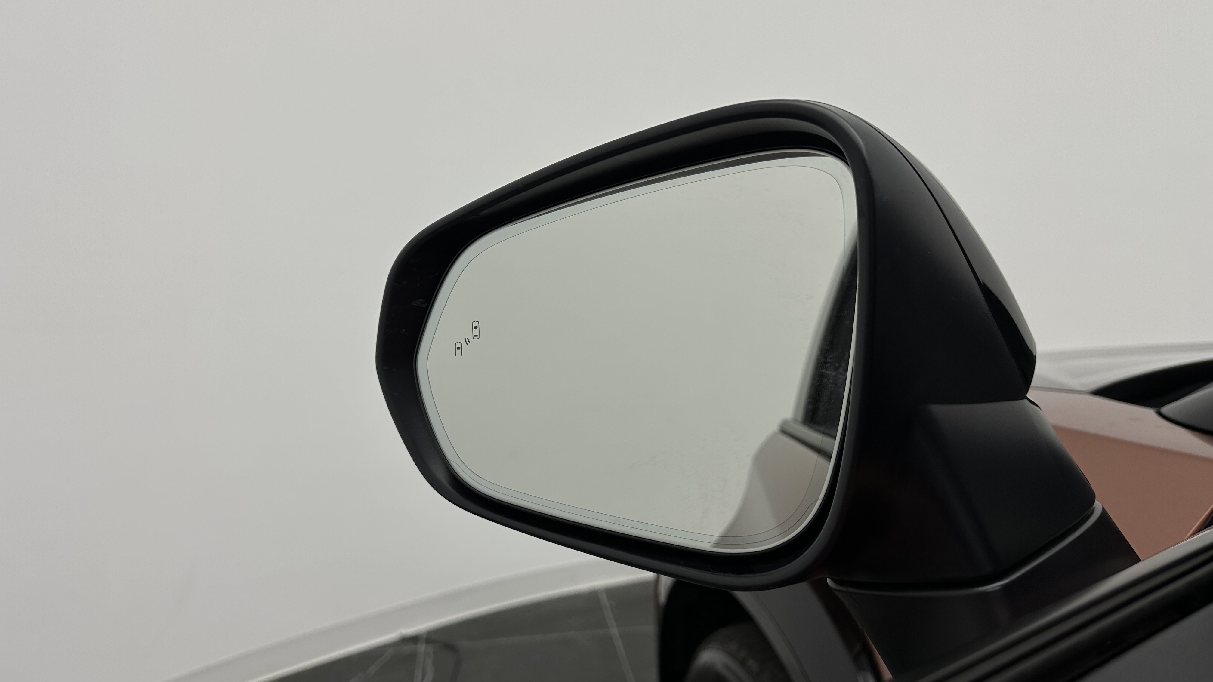Used 2025 Lexus RZ 300e w/ Accessory Package (Z2) FWD image 13