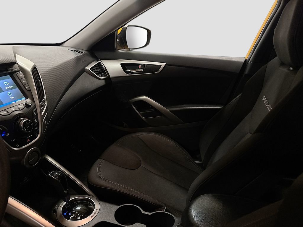 Used 2012 Hyundai Veloster image 23
