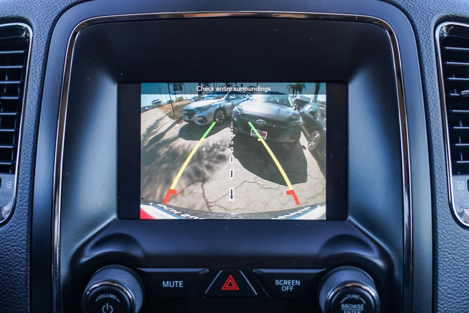 Used 2018 Dodge Durango GT image 22