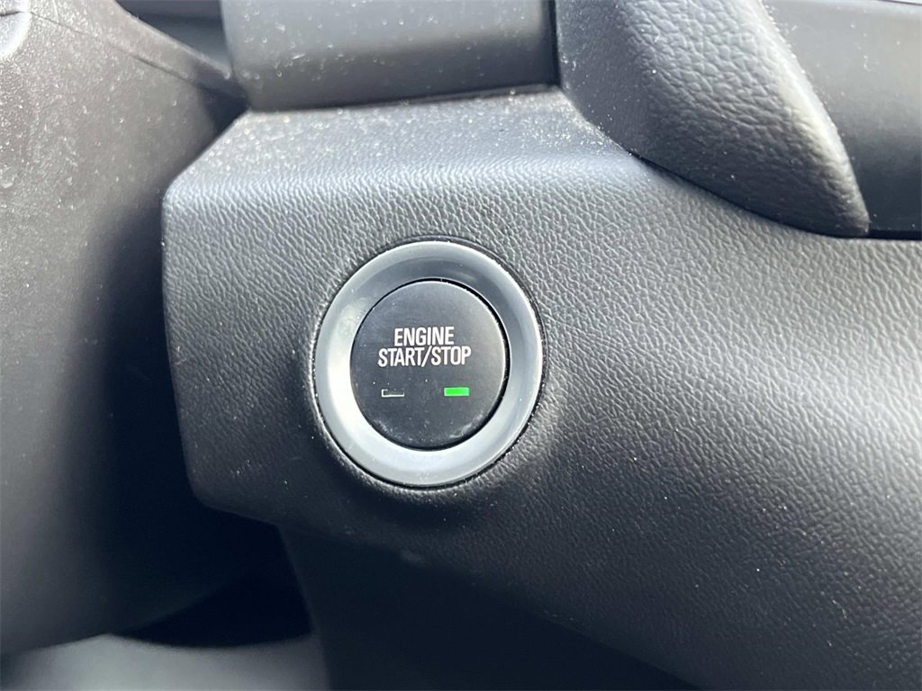 Used 2024 GMC Terrain SLT w/ Elevation Edition image 23