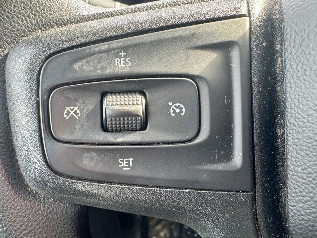 Used 2022 Chevrolet Silverado 1500 Custom image 17