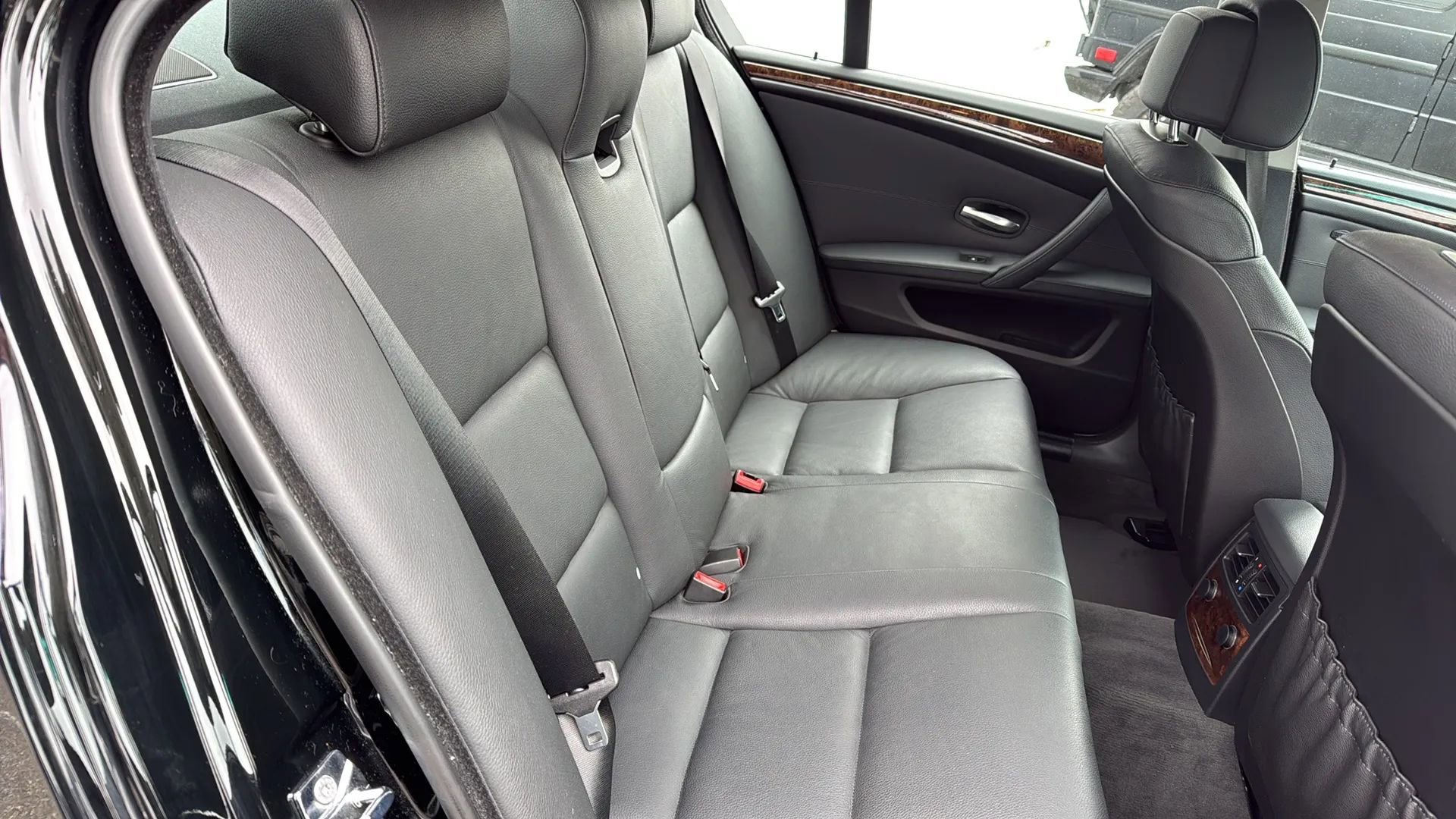 Used 2009 BMW 535i Sedan image 18