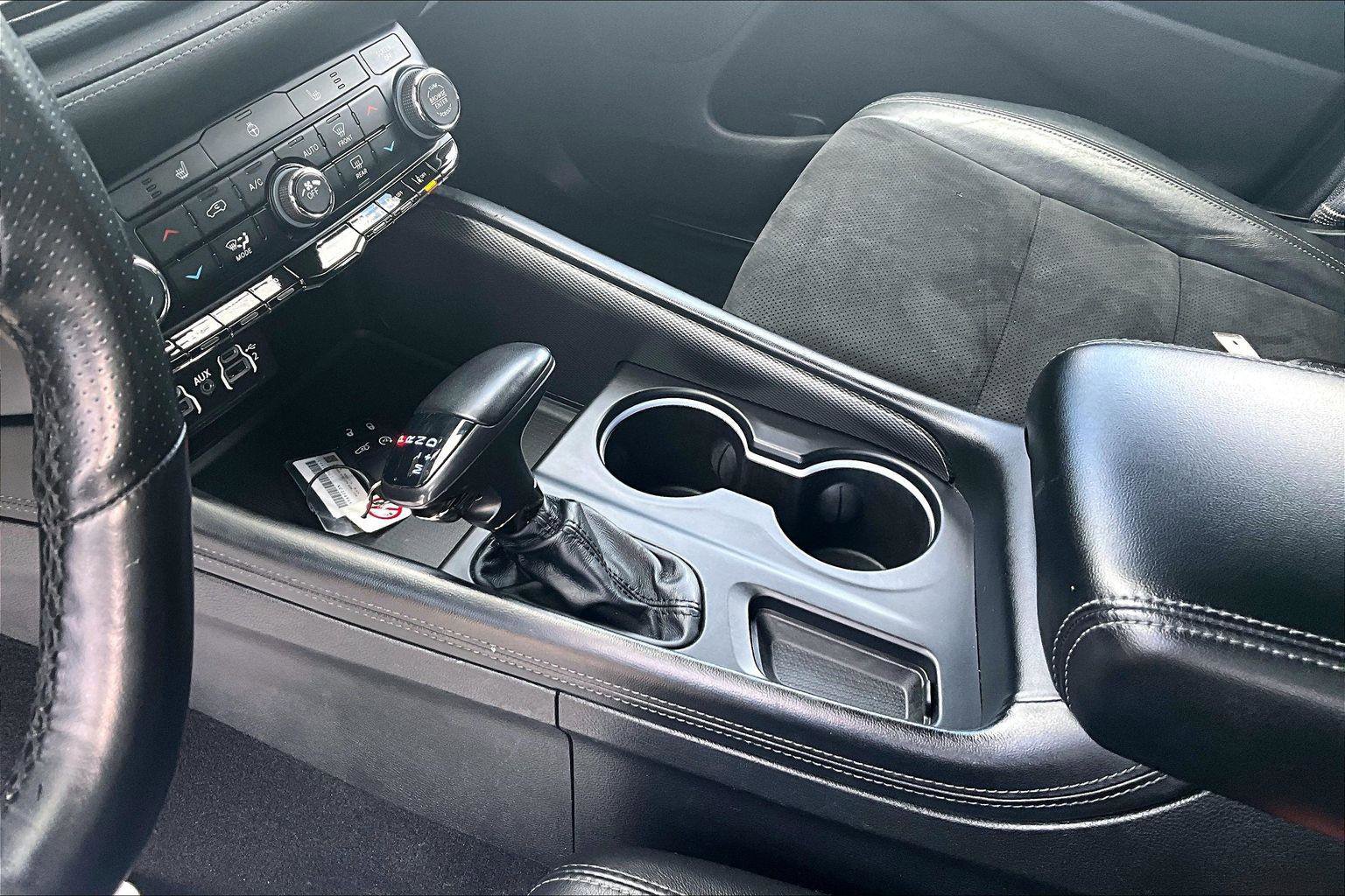 Used 2022 Dodge Durango GT AWD/4WD image 16