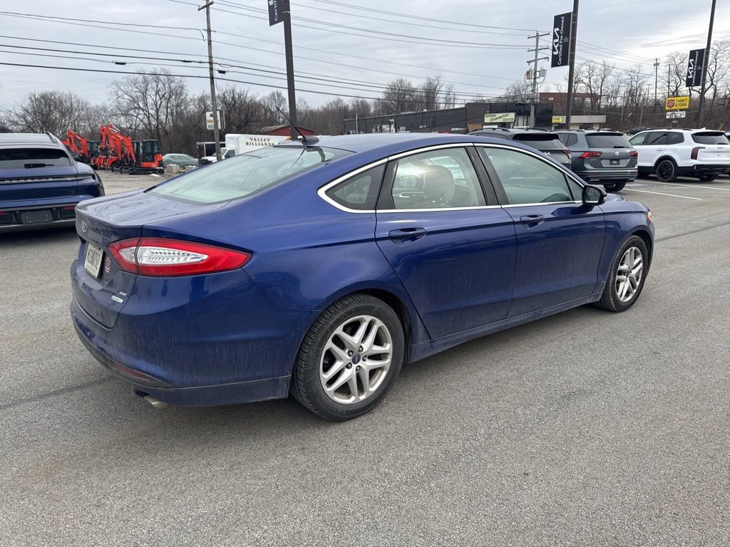 Used 2015 Ford Fusion SE w/ Equipment Group 202A FWD image 7