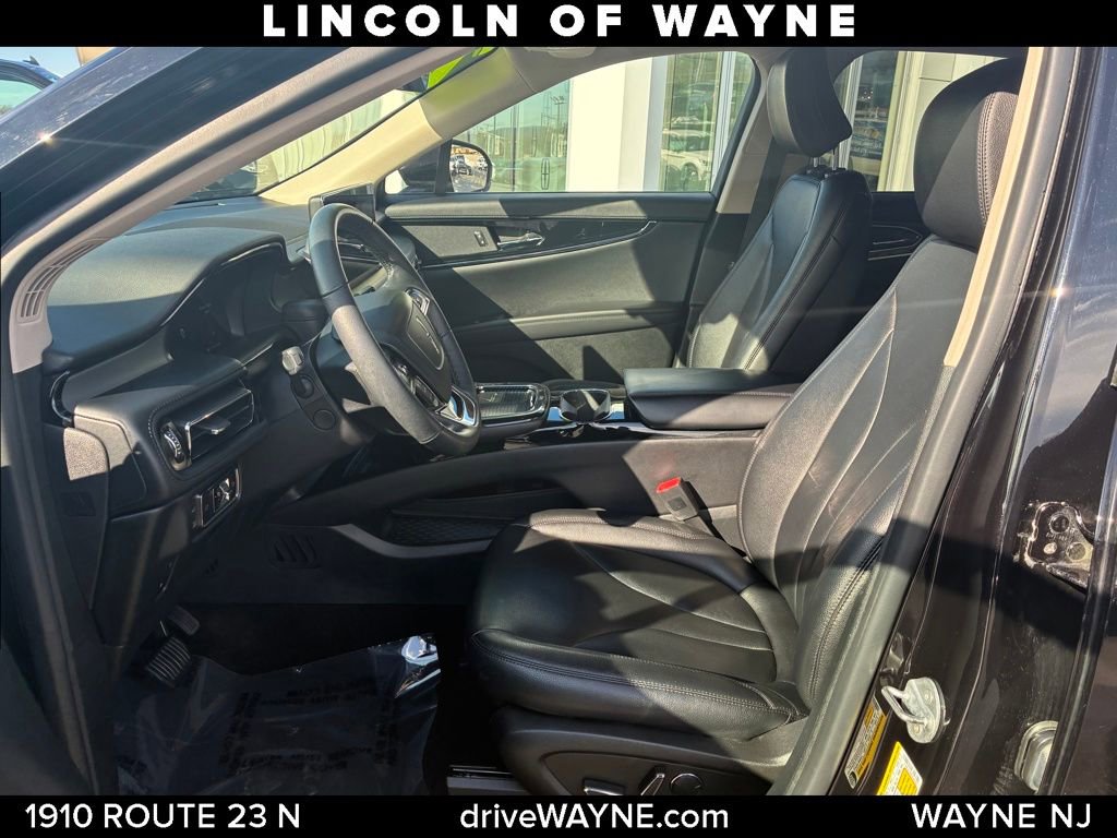 Certified 2023 Lincoln Nautilus AWD w/ Premium Package image 12