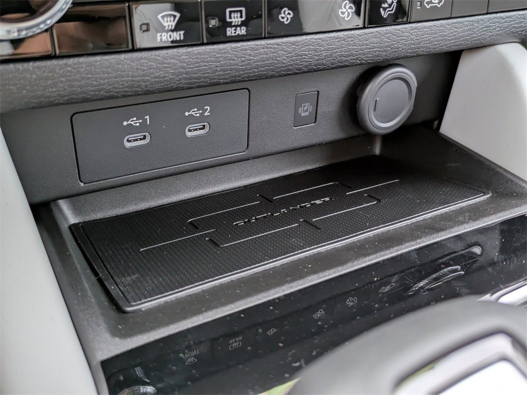 New 2025 Mitsubishi Outlander SE image 21