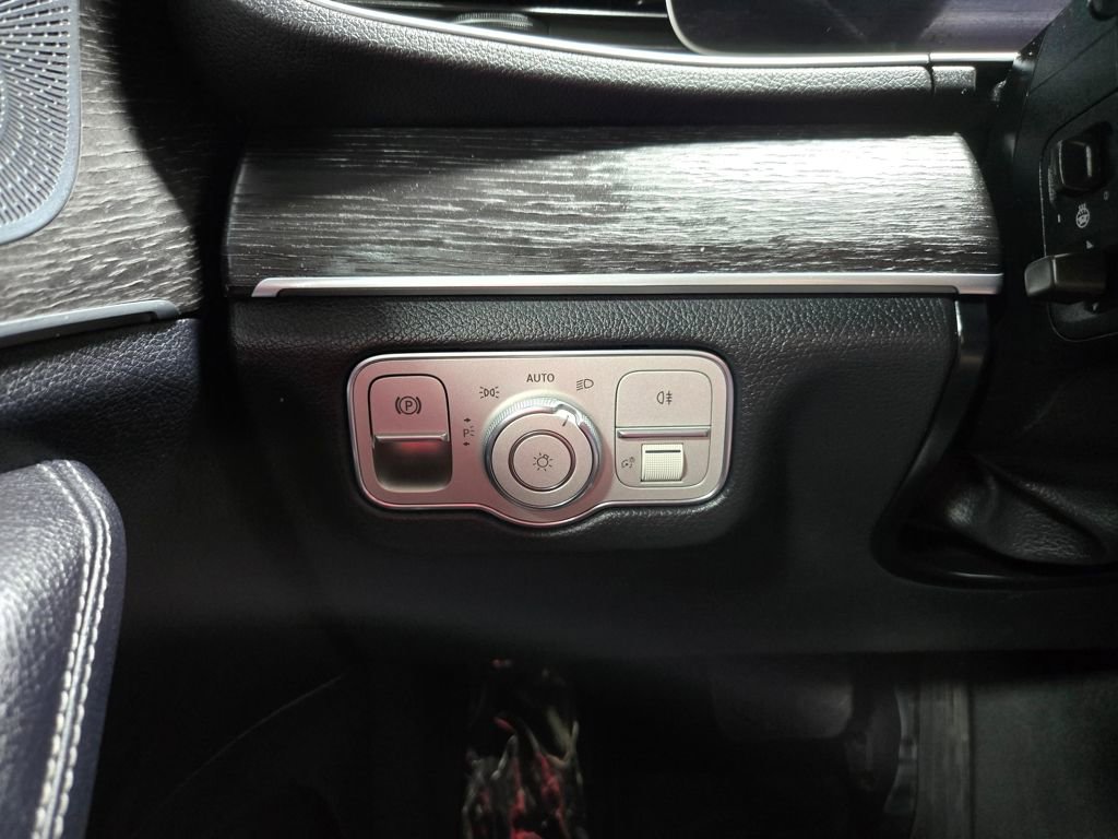 Used 2020 Mercedes-Benz GLE 350 4MATIC image 14