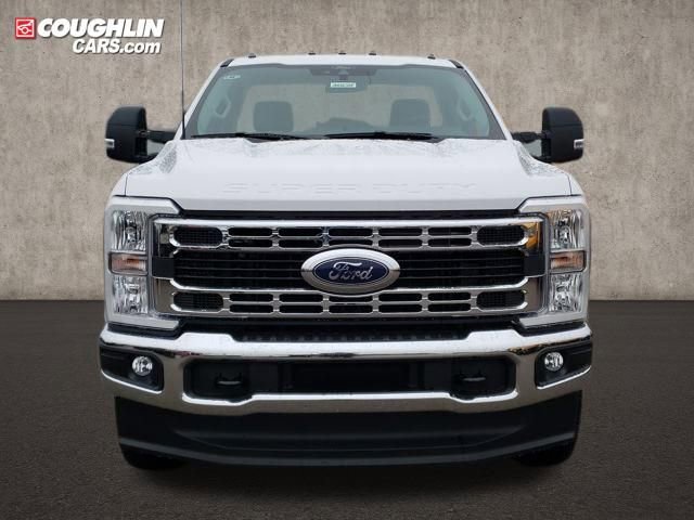 New 2026 Ford F350 XL w/ XL Chrome Package AWD/4WD image 2