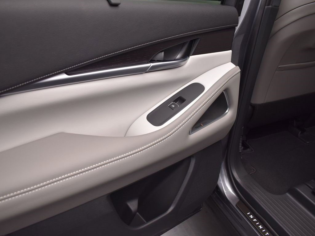 New 2026 INFINITI QX60 Autograph w/ Dark Cargo Package image 17