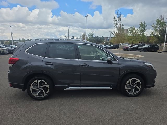 Used 2023 Subaru Forester Touring AWD/4WD image 2