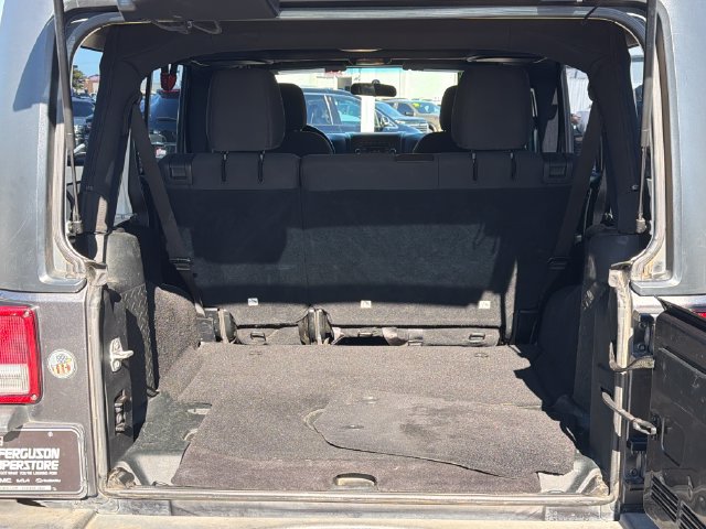 Used 2018 Jeep Wrangler Unlimited Sport w/ Connectivity Group AWD/4WD image 28