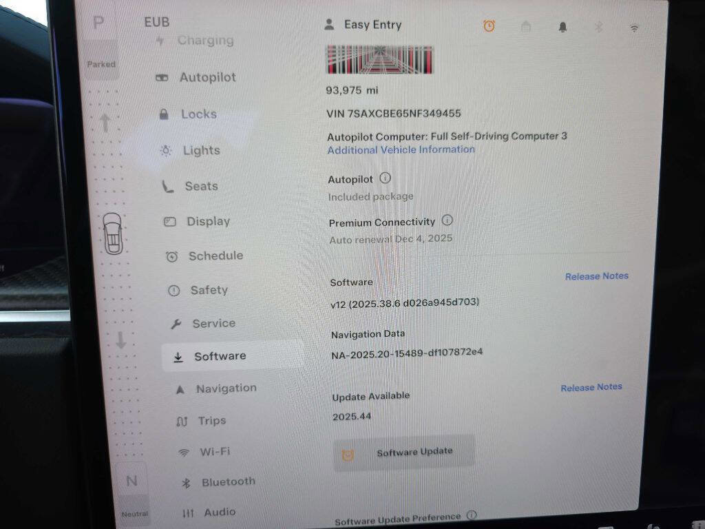 Used 2022 Tesla Model X Plaid image 12