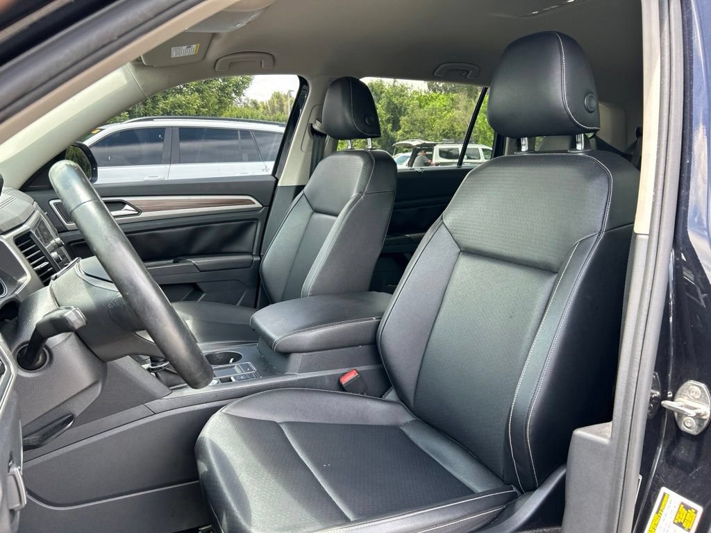 Used 2021 Volkswagen Atlas SE w/ Towing Package FWD image 19