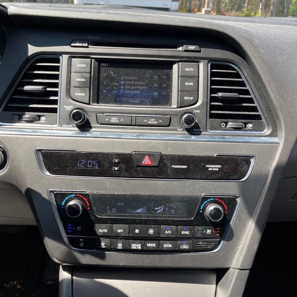 Used 2016 Hyundai Sonata Limited FWD image 11