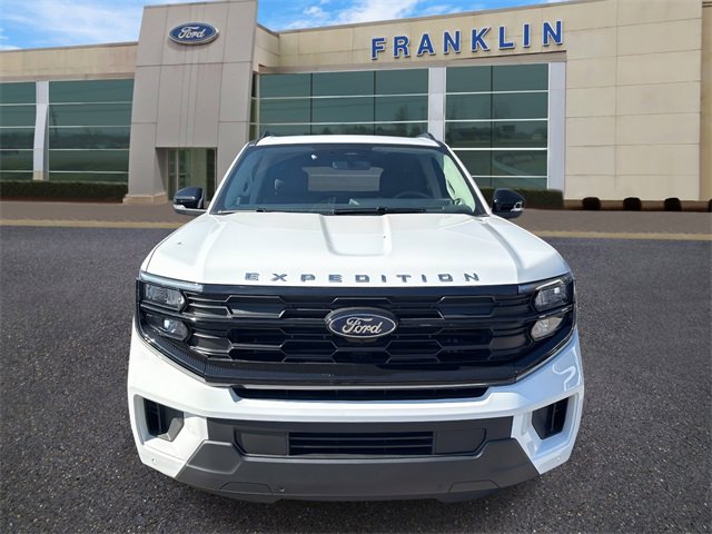 New 2025 Ford Expedition Active image 2
