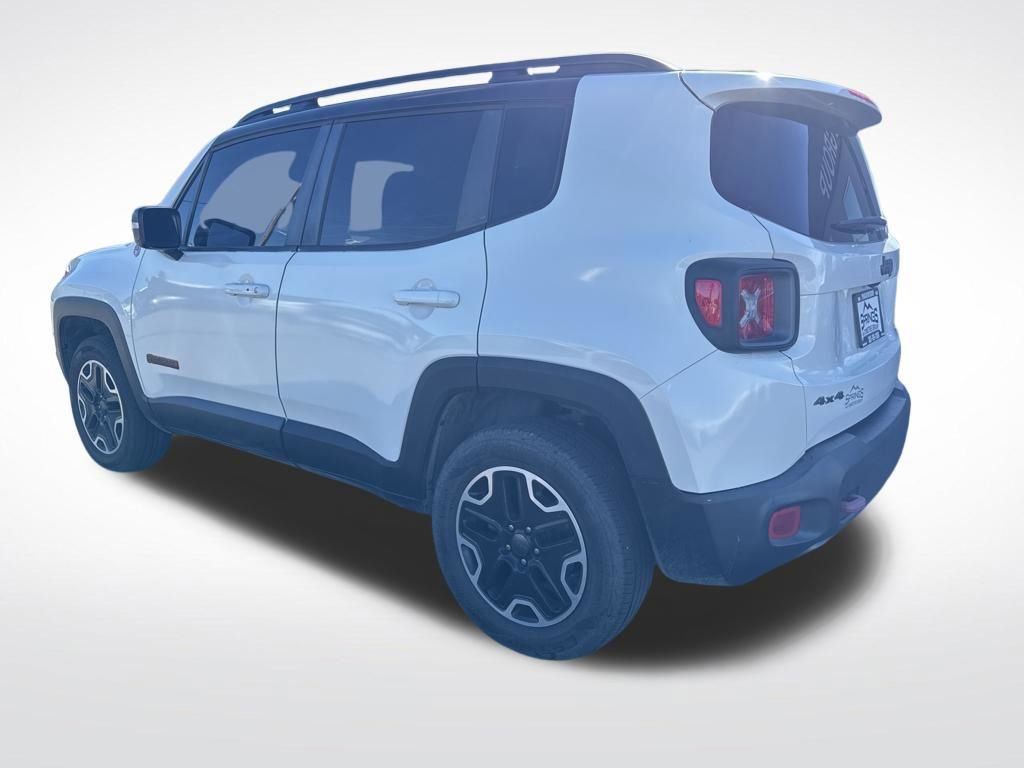 Used 2017 Jeep Renegade Trailhawk w/ Popular Equipment Group image 3