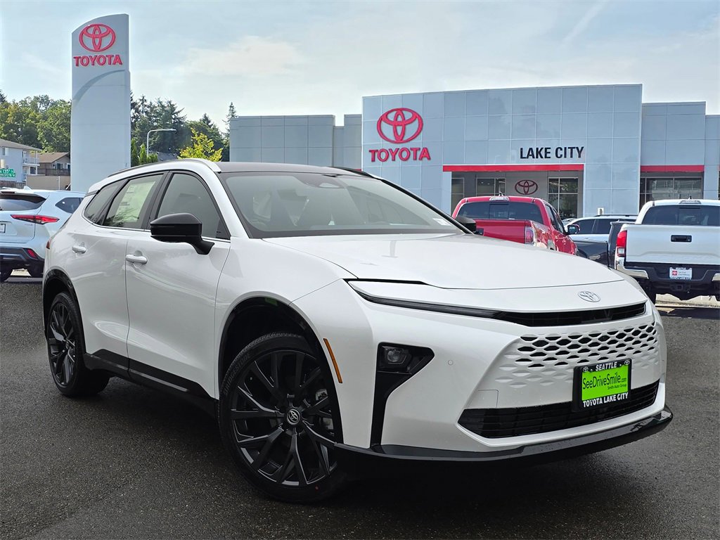 New 2025 Toyota Crown Signia