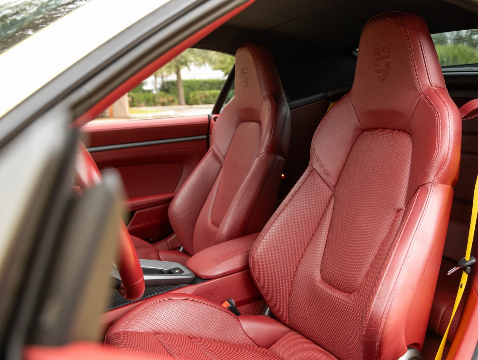 Used 2023 Porsche 911 Carrera image 5