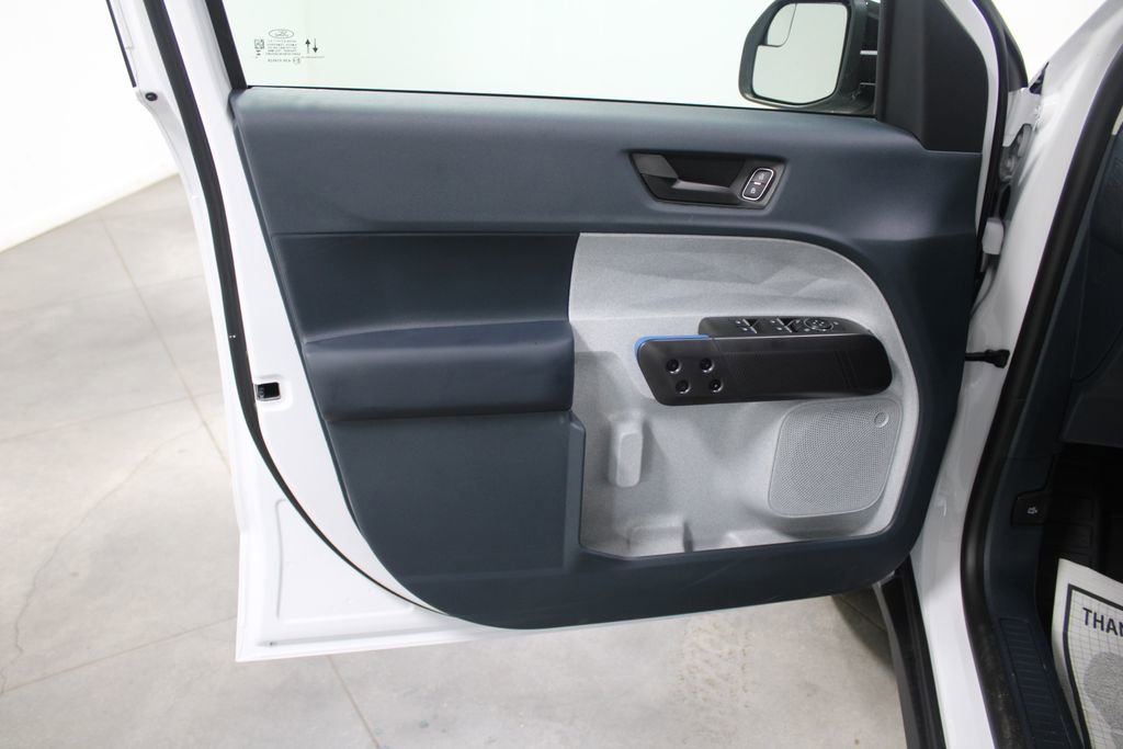 New 2025 Ford Maverick XLT w/ XLT Luxury Package image 25