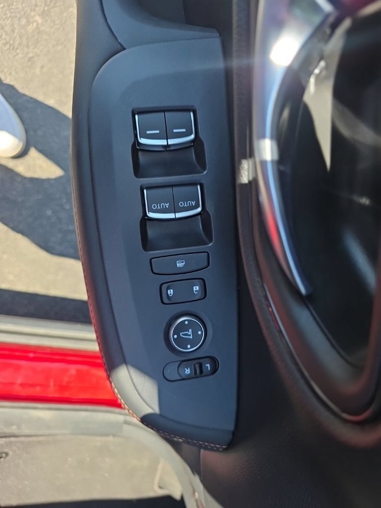 Certified 2025 Honda HR-V Sport image 12