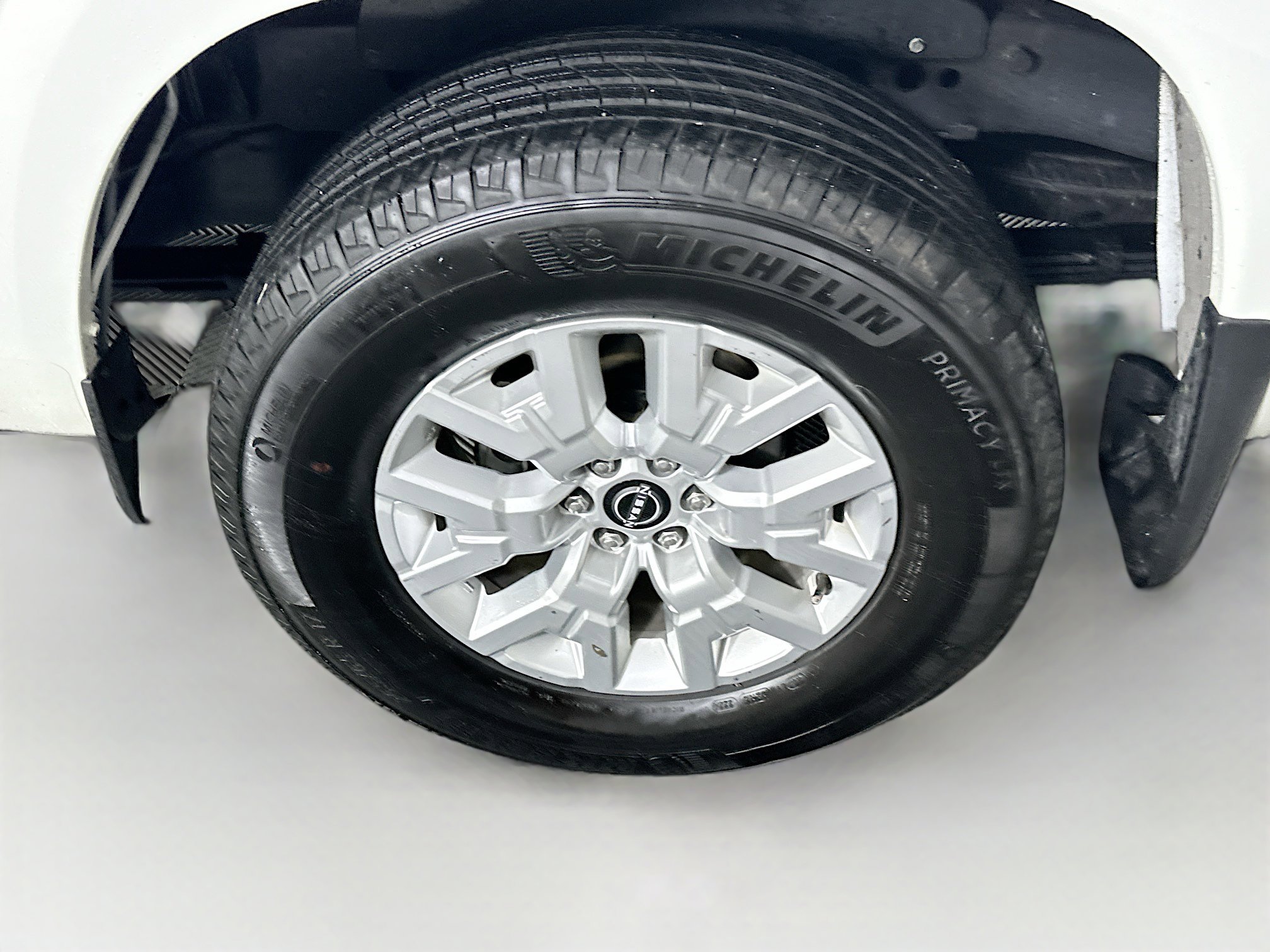Used 2024 Nissan Frontier SV w/ SV Convenience Package RWD image 11