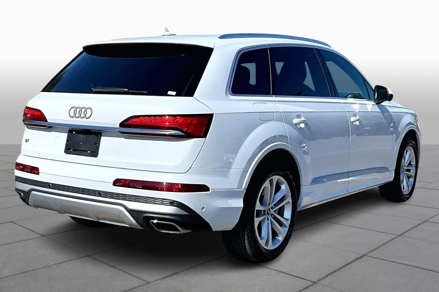 Used 2025 Audi Q7 2.0T Premium Plus AWD/4WD image 13