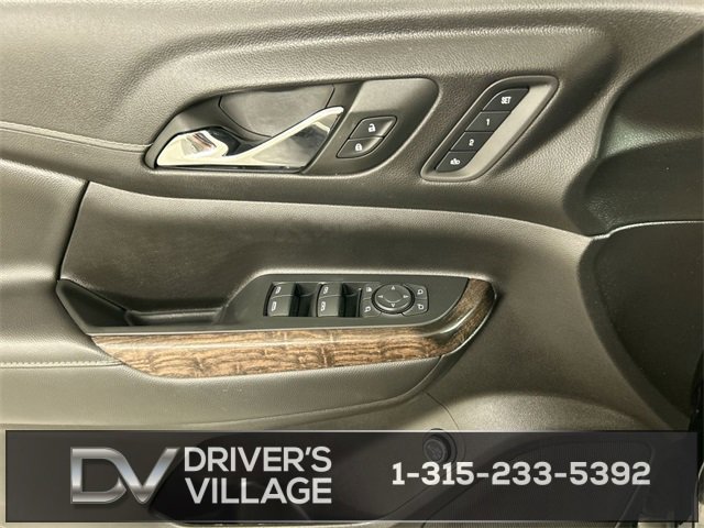 Used 2023 GMC Acadia Denali w/ Denali Ultimate Package image 11