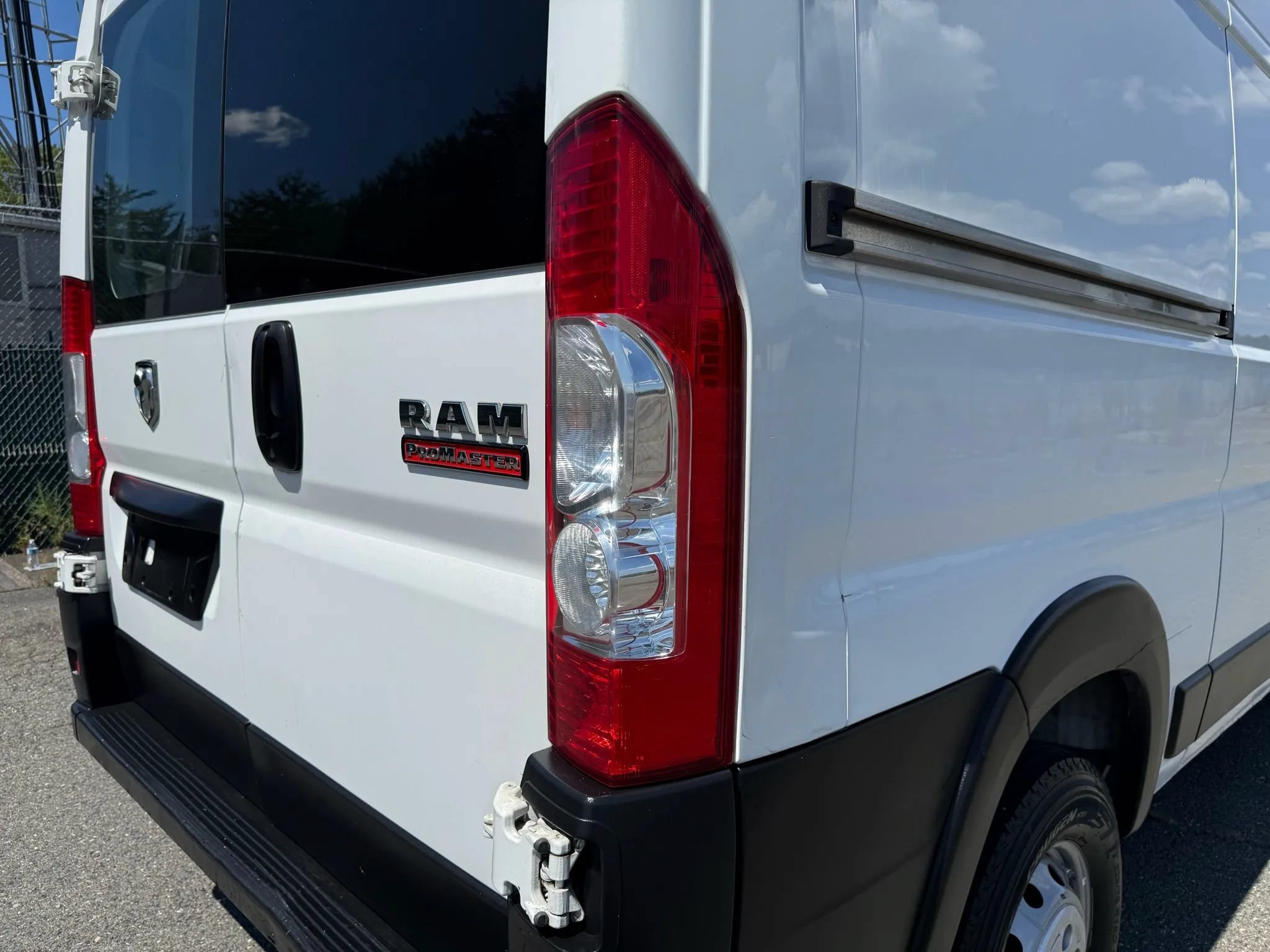 Used 2020 RAM ProMaster 1500 FWD image 13