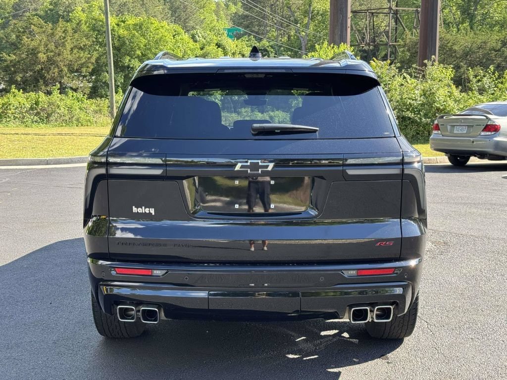 Used 2024 Chevrolet Traverse RS w/ LPO, Floor Liner Package AWD/4WD image 24