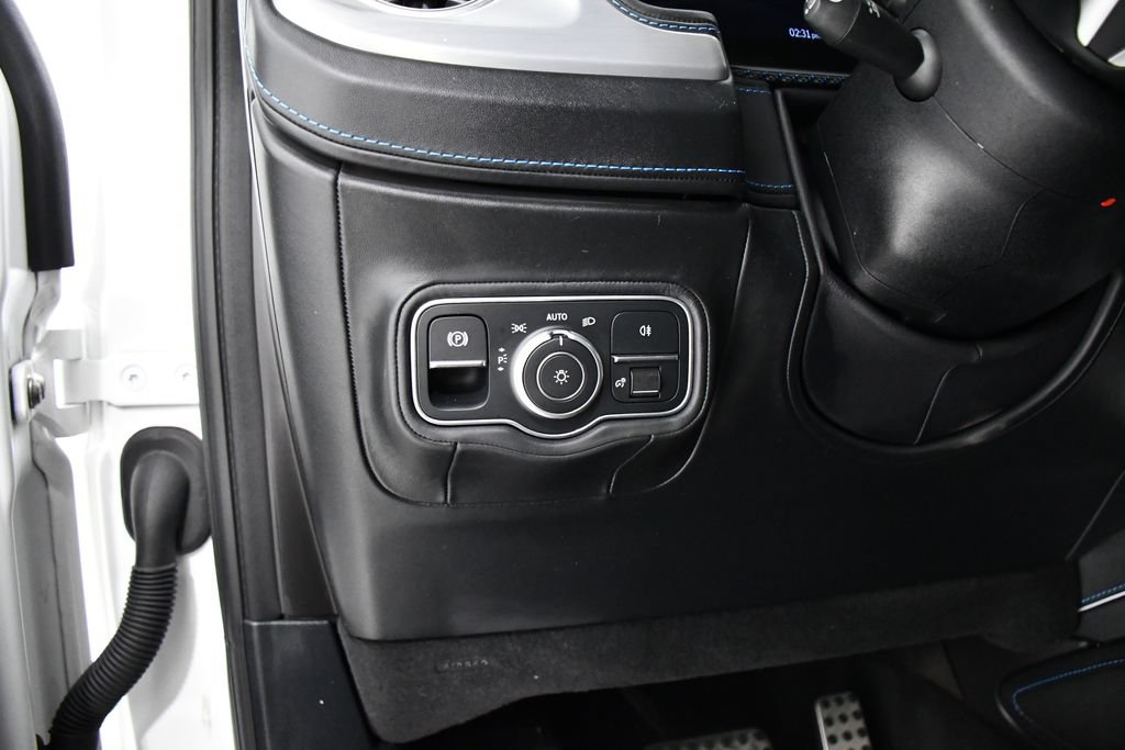 Used 2025 Mercedes-Benz G 580 w/ EQ Technology image 11