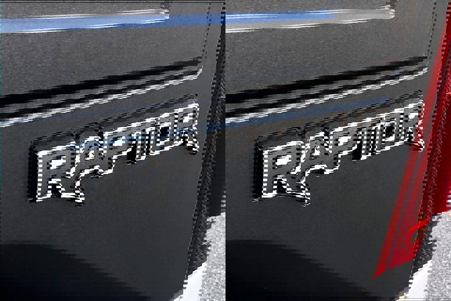 Used 2017 Ford F150 Raptor w/ Equipment Group 802A Luxury image 10