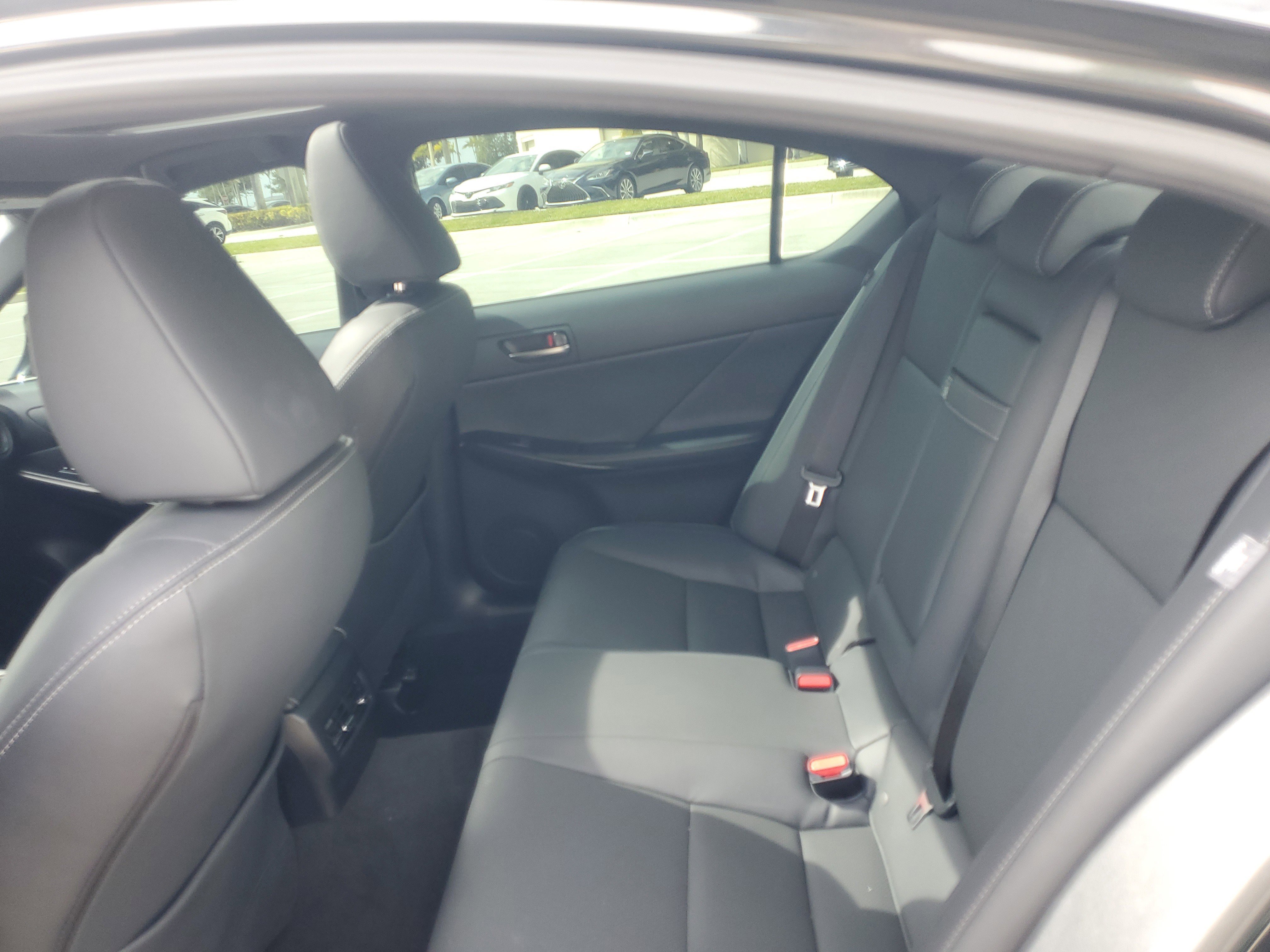 Used 2025 Lexus IS 300 w/ Premium Package RWD image 14