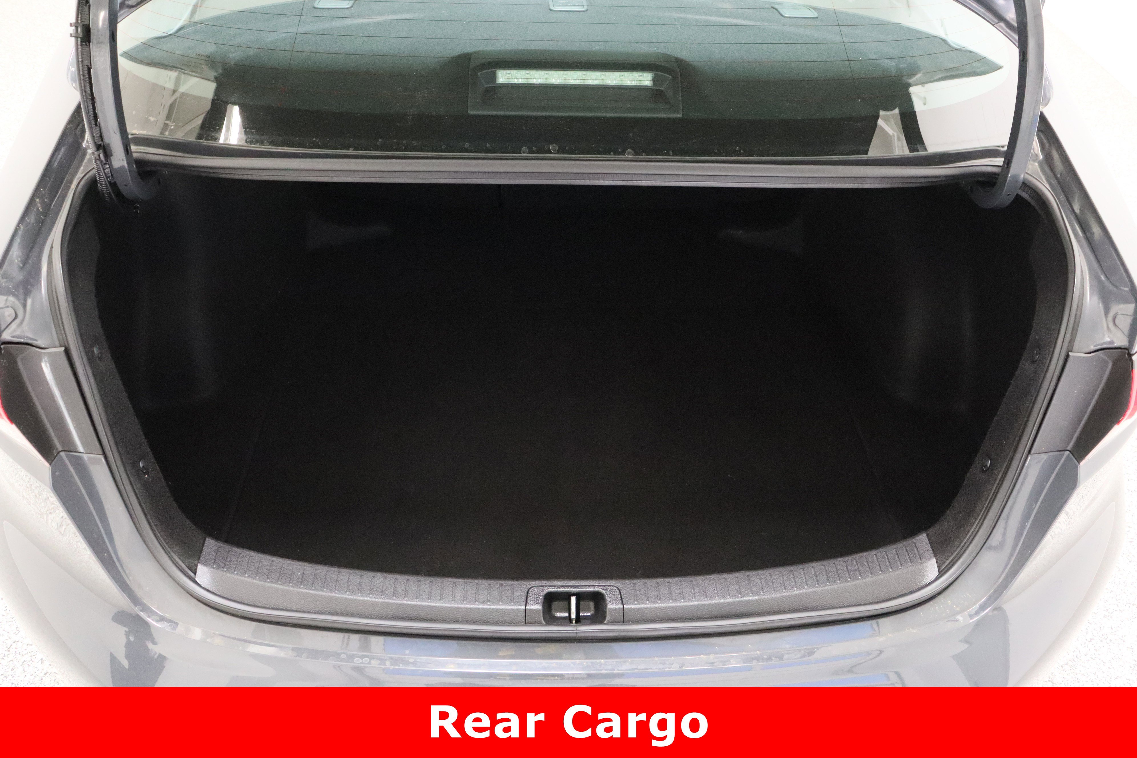 Used 2024 Toyota Corolla SE image 28