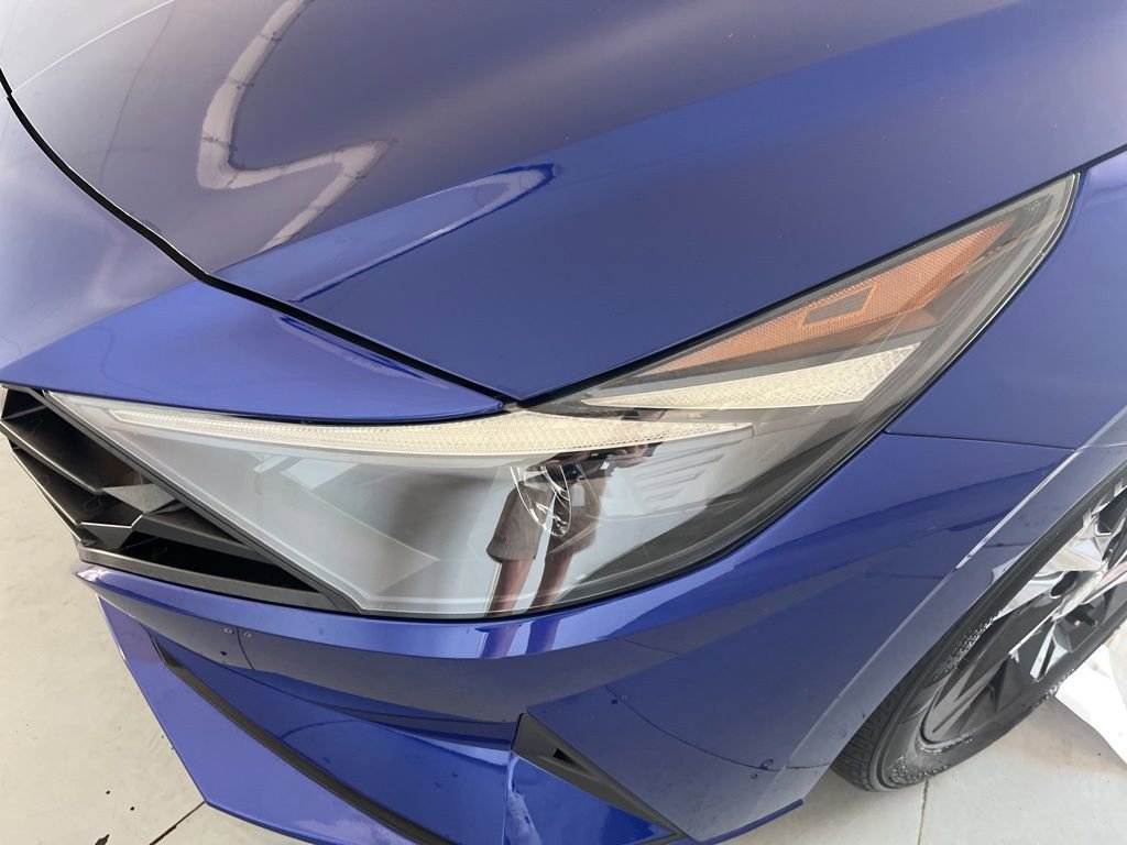 Used 2022 Hyundai Elantra SEL FWD image 35