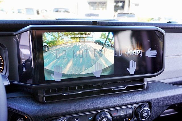 New 2026 Jeep Wrangler Unlimited Sport S image 31